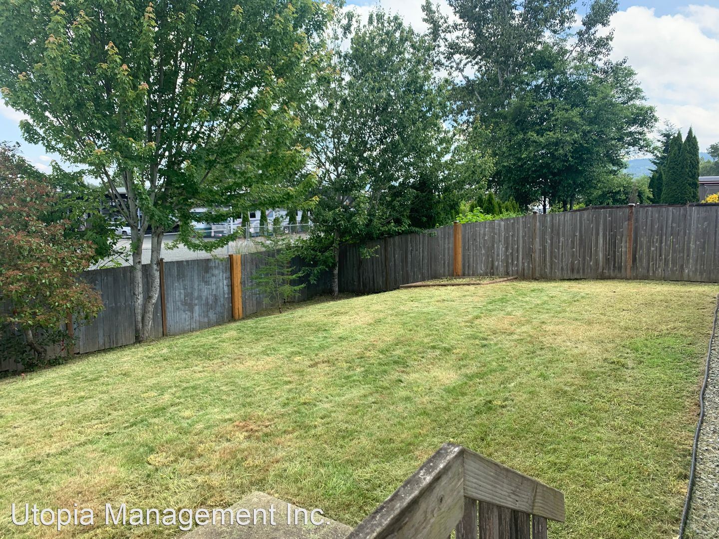 1496 Fruitland Drive Utopia Management