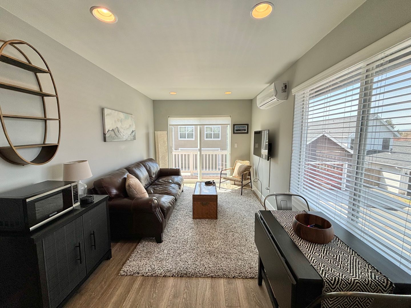 647 NE Vail Ln ADU Utopia Management