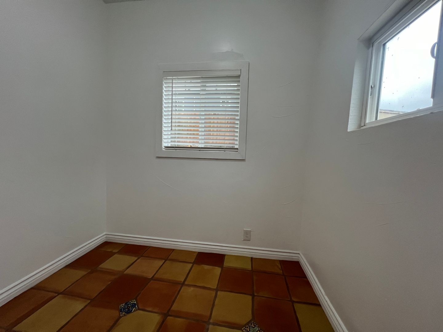 3207 42nd St Utopia Management